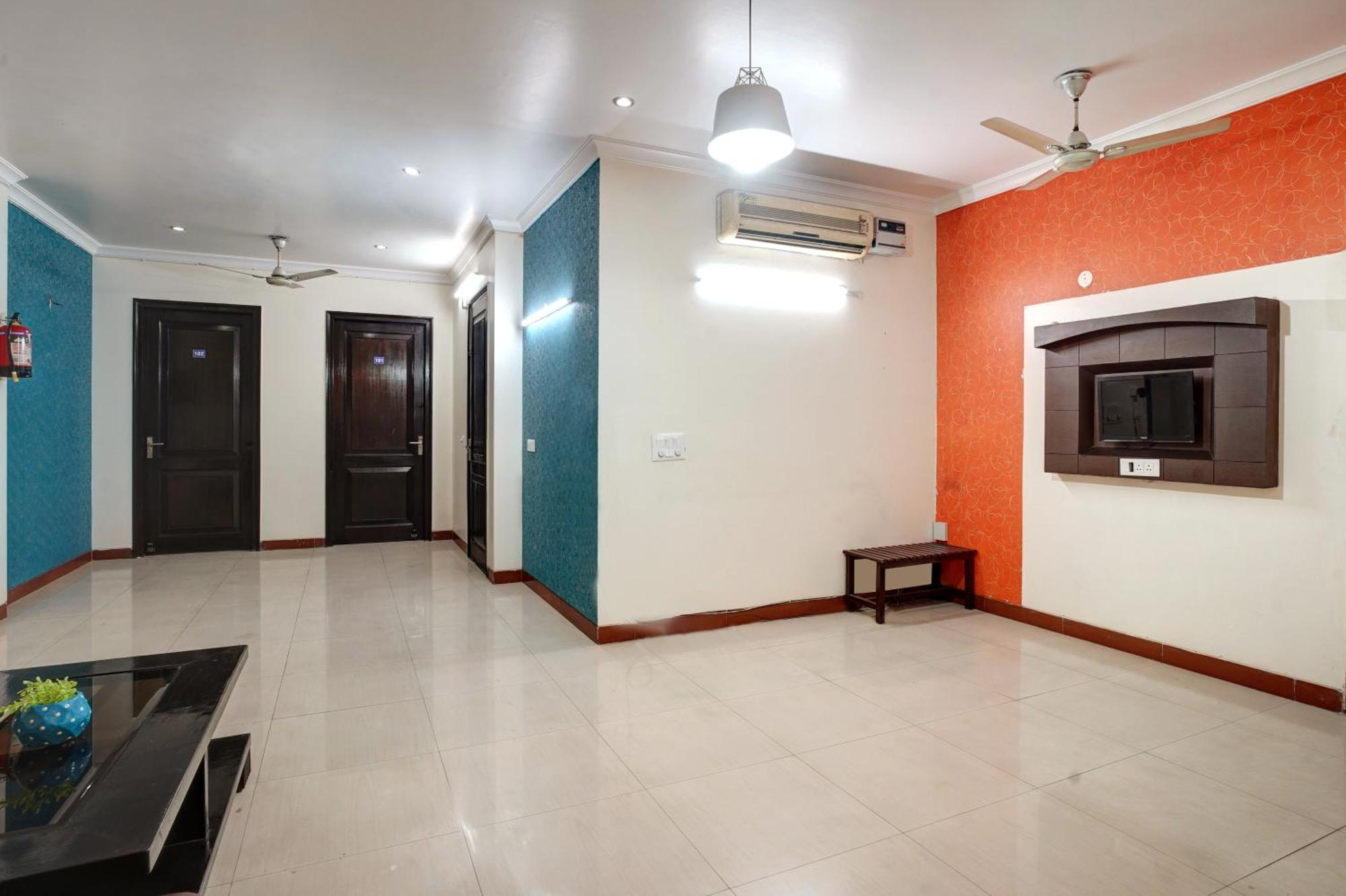 Nexhub Stay - Huda City Centre Ґурґаон Екстер'єр фото